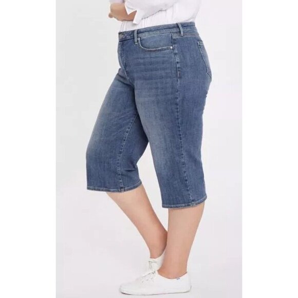NYDJ Plus Size 18W 19 Wide Leg Pedal Pusher Capri Jeans Seline Blue Wash - Picture 3 of 4